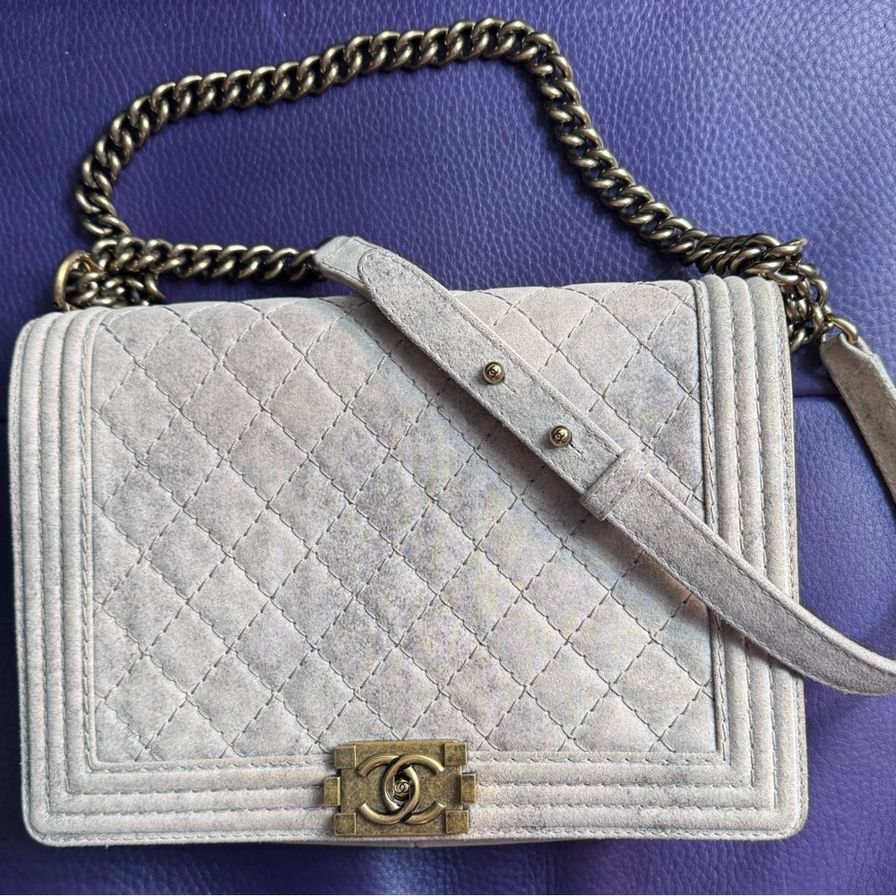 CHANEL Beige Ombre Effect Quilted Distressed Nubuck Leather Large Boy Bag